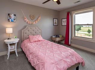 239 S 87th St, West Des Moines, IA 50266