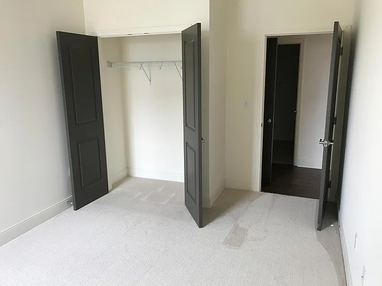 Liberty Pointe — Photo 26