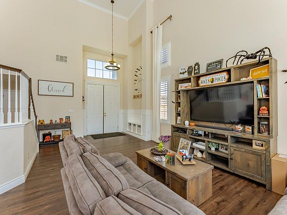 5th image of 936 Martiri Ct