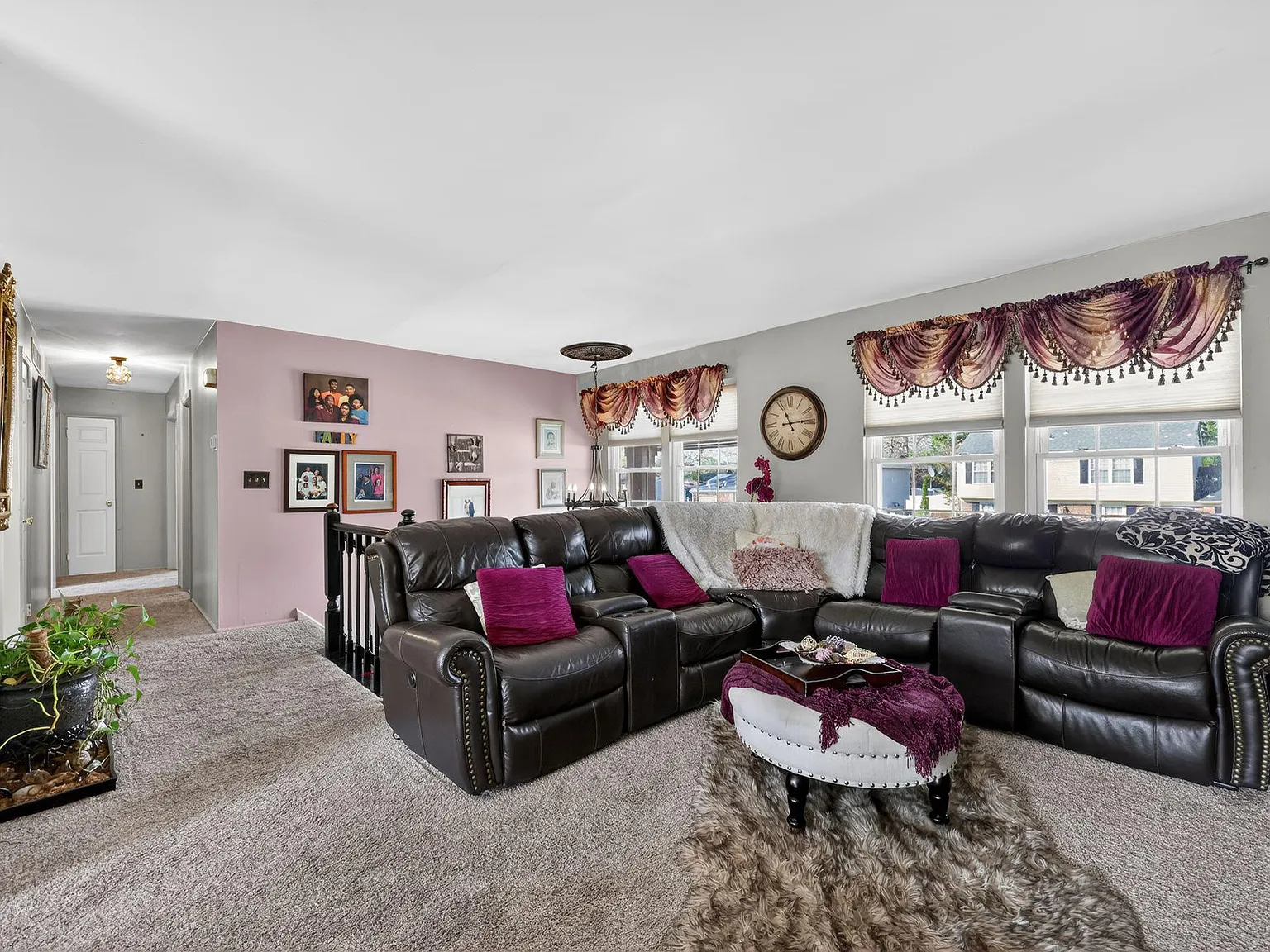 4 bed, 2.5 bath, 1895 sqft, $3,200 — Photo 4