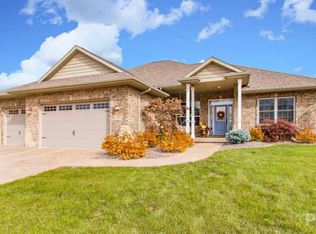 117 Shadow Crk, Washington, IL 61571