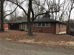 208 Willow Creek Ct, Belleville, IL