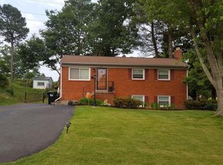 (Undisclosed Address), Woodbridge, VA 22193