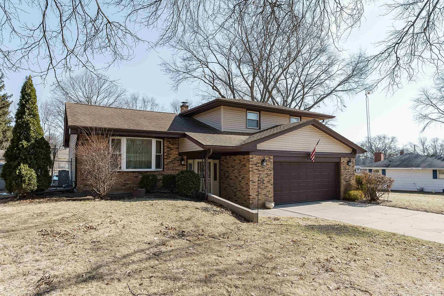 2214 Pinedrop Pkwy photo 1