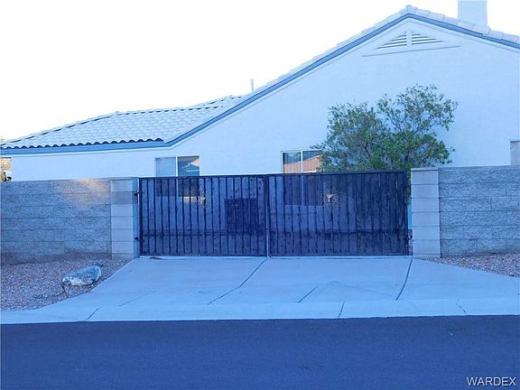 3rd image of 2475 Fox Run Ln