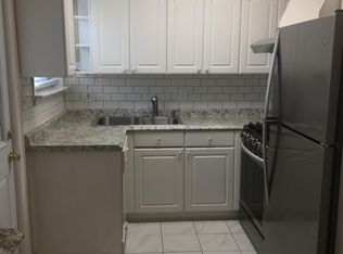 28 Aberdeen Dr #8-C, Greenville, SC 29605