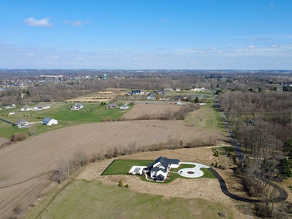 5th image of 6305 Travis Rd