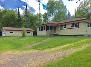 671 Sampson Rd, Wakefield, MI 49968