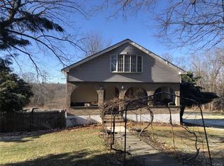 31 Scotland Hill Rd, Spring Valley, NY 10977