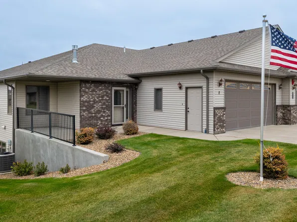 3400 Baltus Ln Unit 2, Bismarck, ND 58501