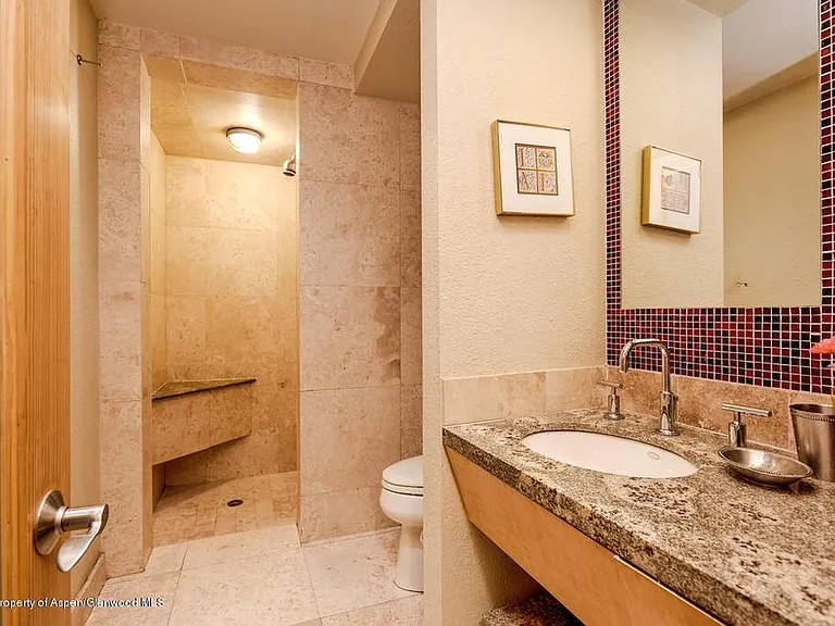 333 W Main St #B — Photo 9