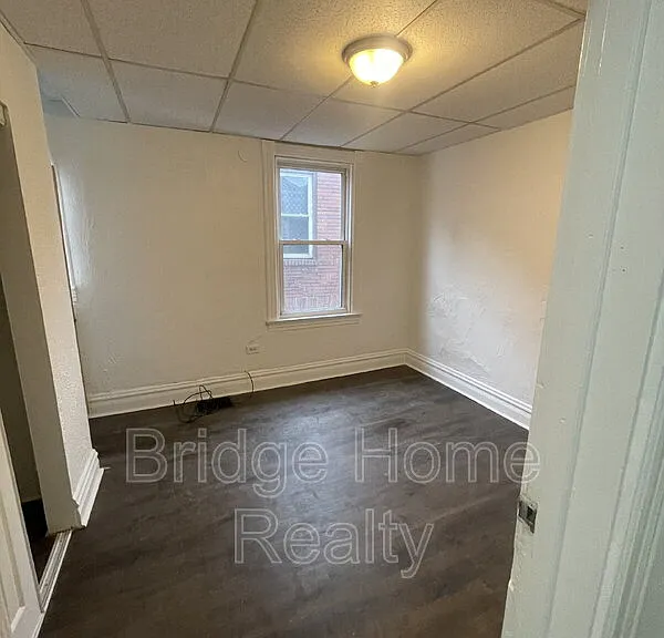 128 S Spring Ave — Photo 33