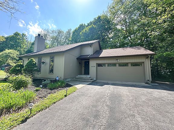 2nd image of 12150 Lay Rd