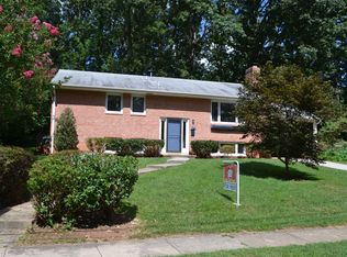 7424 Westwood Park Ln, Falls Church, VA 22046