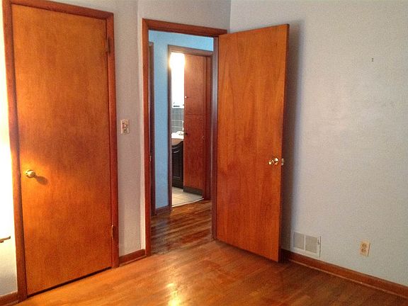5th image of 610 Miriam Ave