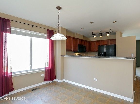 4th image of 2413 Hartfield Dr