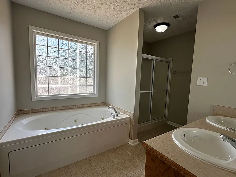 112 Harvest Ln — Photo 21