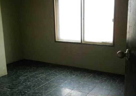 2nd image of 720 Sage Ln