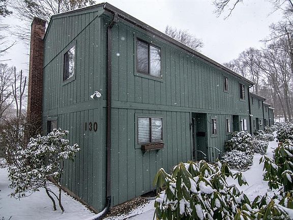 3rd image of 130 Highland St Unit A