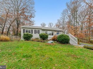 7207 Calamo St, Springfield, VA 22150