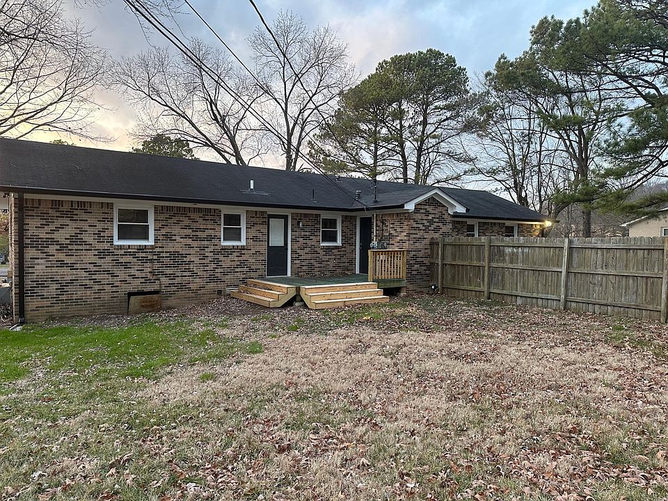 Rear Deck and Fenced backyard.