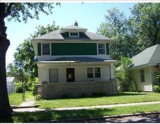 1st image of 913 Cleveland Ave