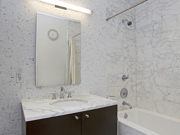 5th image of 4630 Center Blvd APT 1107