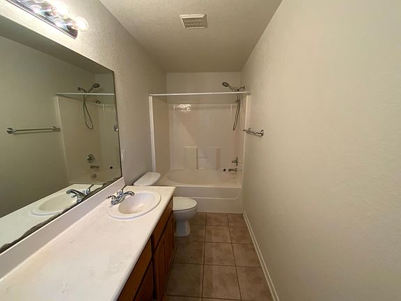 2nd image of 620 Olaf Dr #A