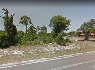 121 Capri Ave, Sebastian, FL 32958