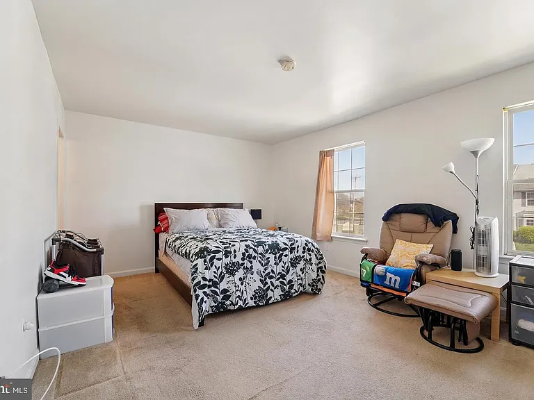 7206 Rutherford Green Cir — Photo 30
