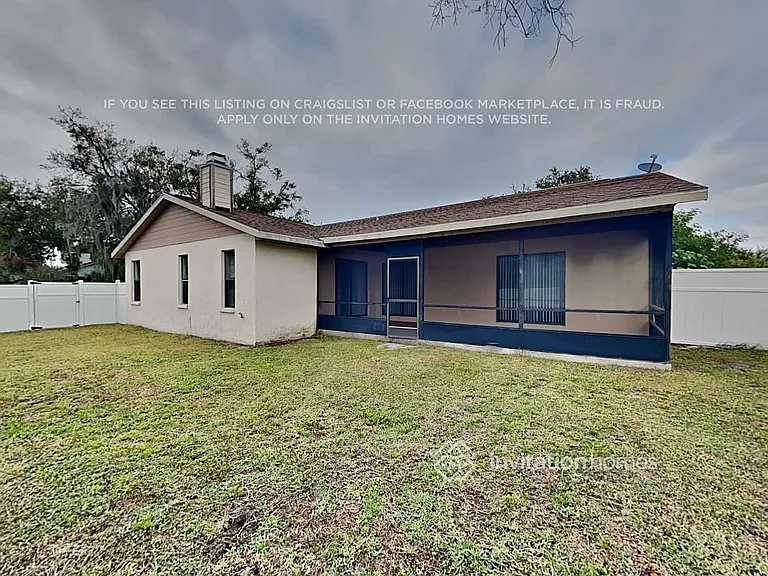 2297 Cork Oak St E — Photo 19