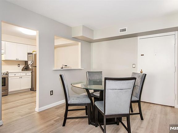 4th image of 521 Piermont Ave APT 119A
