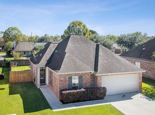 1051 Villa Dr, Baton Rouge, LA 70810