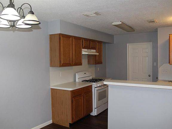 5th image of 9206 Golden Sunshine Dr