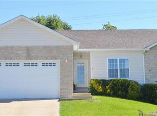1908 Marquart Dr, Washington, MO 63090
