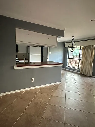 2505 Wedglea Dr Photo 1