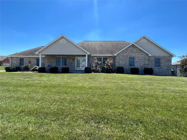 204 Prairie Run, Columbia, IL 62236