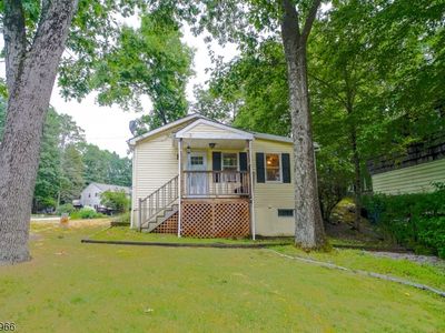 8 Broadway, Hopatcong, NJ, 07843
