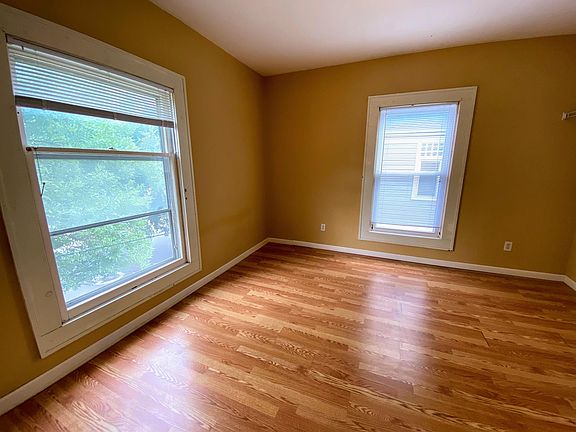 5th image of 47 Packard Ave SE #2