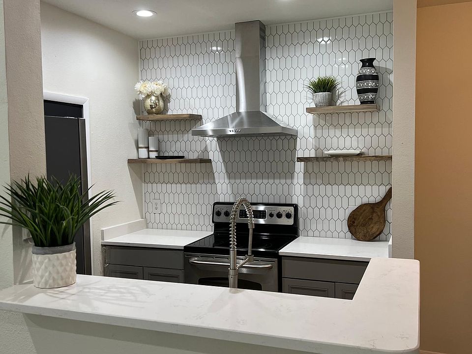 1st image of 1810 E Palm Ave APT 5306