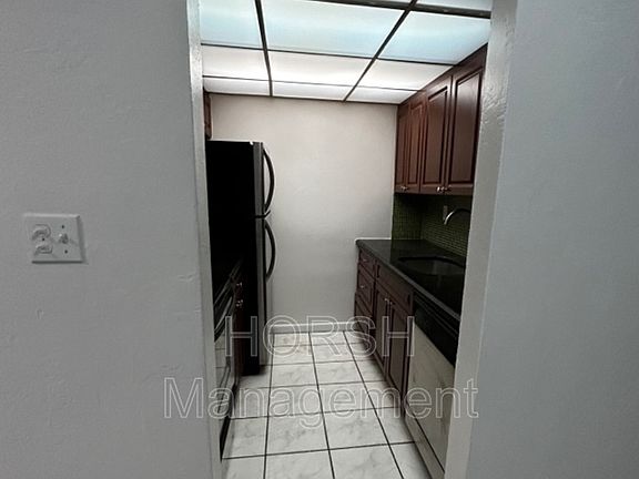 3rd image of 7500 SW 59th Pl Floor 1