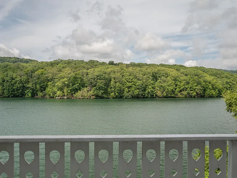 25 Terrace Dr — Photo 55