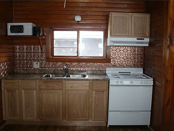 4th image of 3677 N Adams Road N