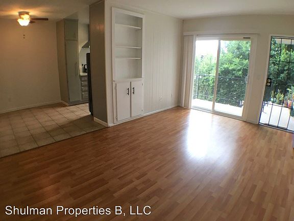 5th image of 4657 32nd St APT 6