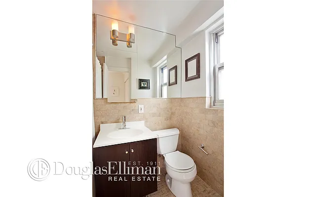 Sold by Douglas Elliman | media 22