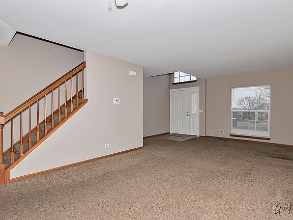 5th image of 53 E Country Walk Dr