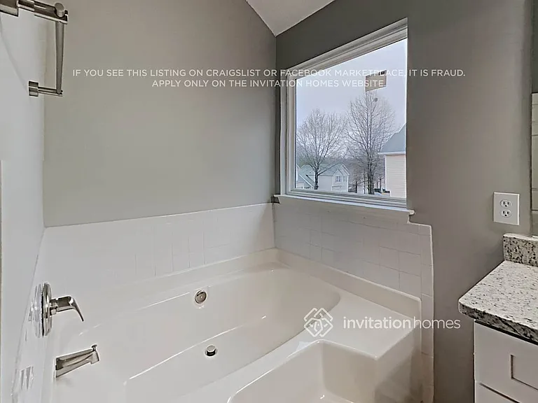 3913 Arabian Way — Photo 15