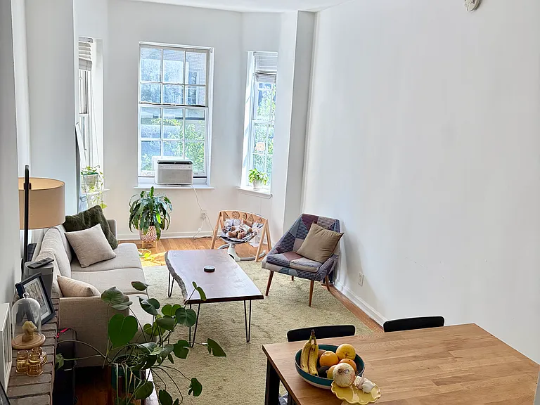 23 W 82nd St #2D — Photo 1