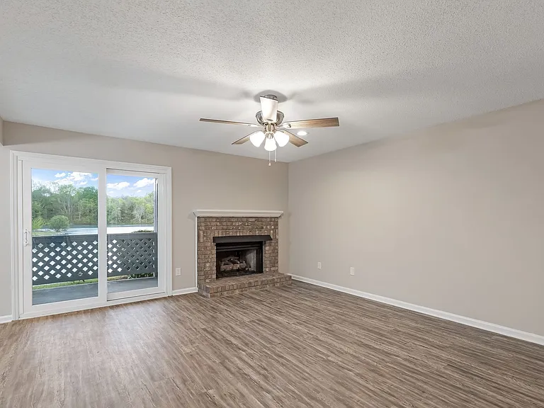 5867 Harris Grove Ln — Photo 8