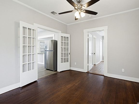 5th image of 435 E GERALD AVE